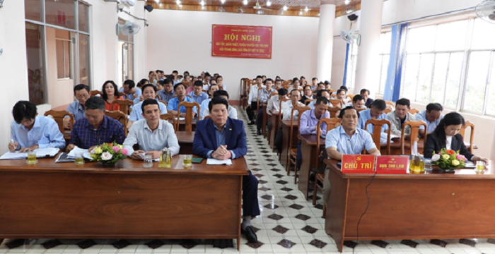 Hội nghị trực tiếp, trực tuyến học tập, quán triệt các văn bản của  Trung ương, của Tỉnh ủy